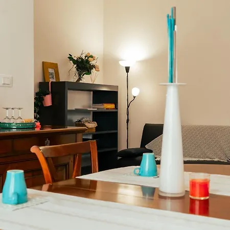 La Terrazza Sul Reno - In Pieno Centro-due Passi Da Chiara - Comodo Unipol Arena 3* Казалеккьо-ди-Рено