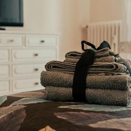 La Terrazza Sul Reno - In Pieno Centro-due Passi Da Chiara - Comodo Unipol Arena Отель типа 