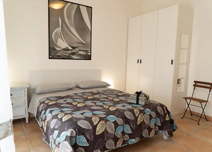 La Terrazza Sul Reno - In Pieno Centro-due Passi Da Chiara - Comodo Unipol Arena