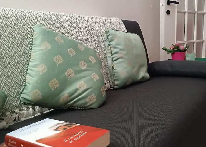 La Terrazza Sul Reno - In Pieno Centro-due Passi Da Chiara - Comodo Unipol Arena 3*