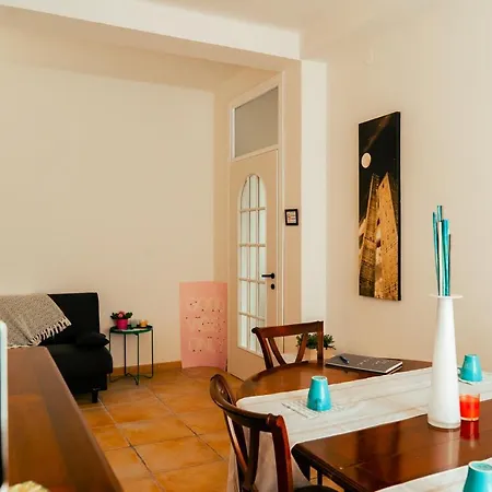 La Terrazza Sul Reno - In Pieno Centro-due Passi Da Chiara - Comodo Unipol Arena *